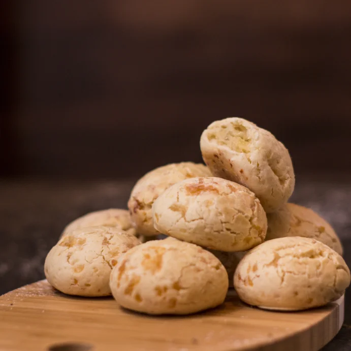 Somos fabricantes y distribuidores de una amplia gama de productos diseñados especialmente para panaderías, reposterías, industrias alimenticias y amantes de la buena comida.